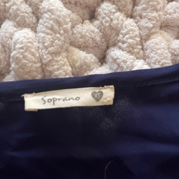 Sheer Soprano Top - Picture 2 of 2